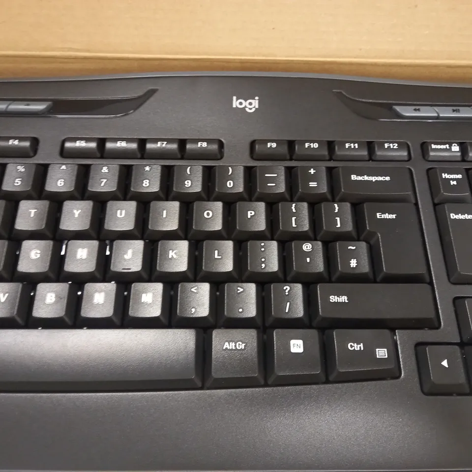 LOGITECH MK330 WIRELESS KEYBOARD