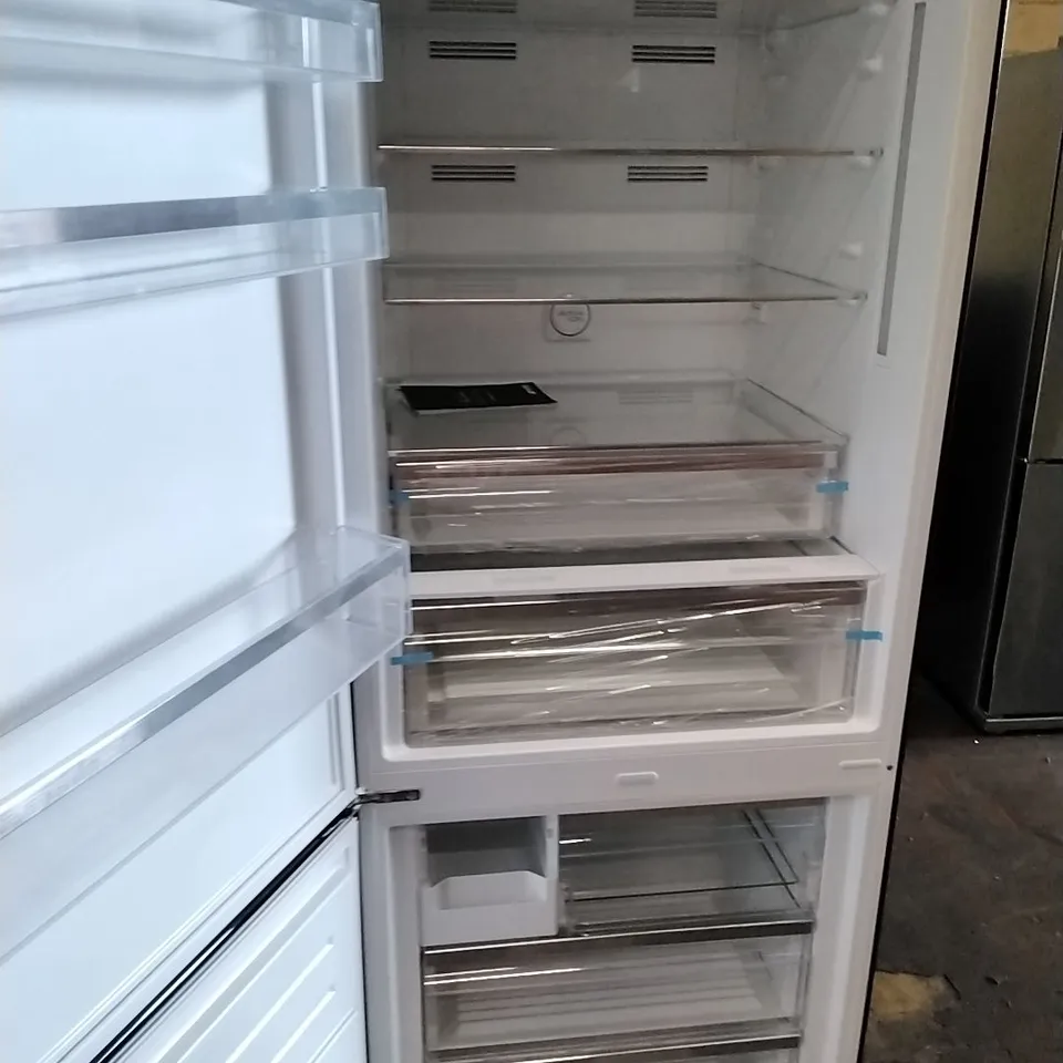 SMEG FAB38LBL 70CM FRIDGE FREEZER BLACK