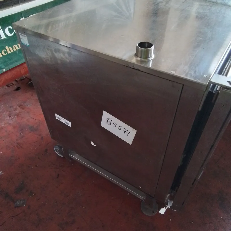 COMMERCIAL BKI COMBI OVEN