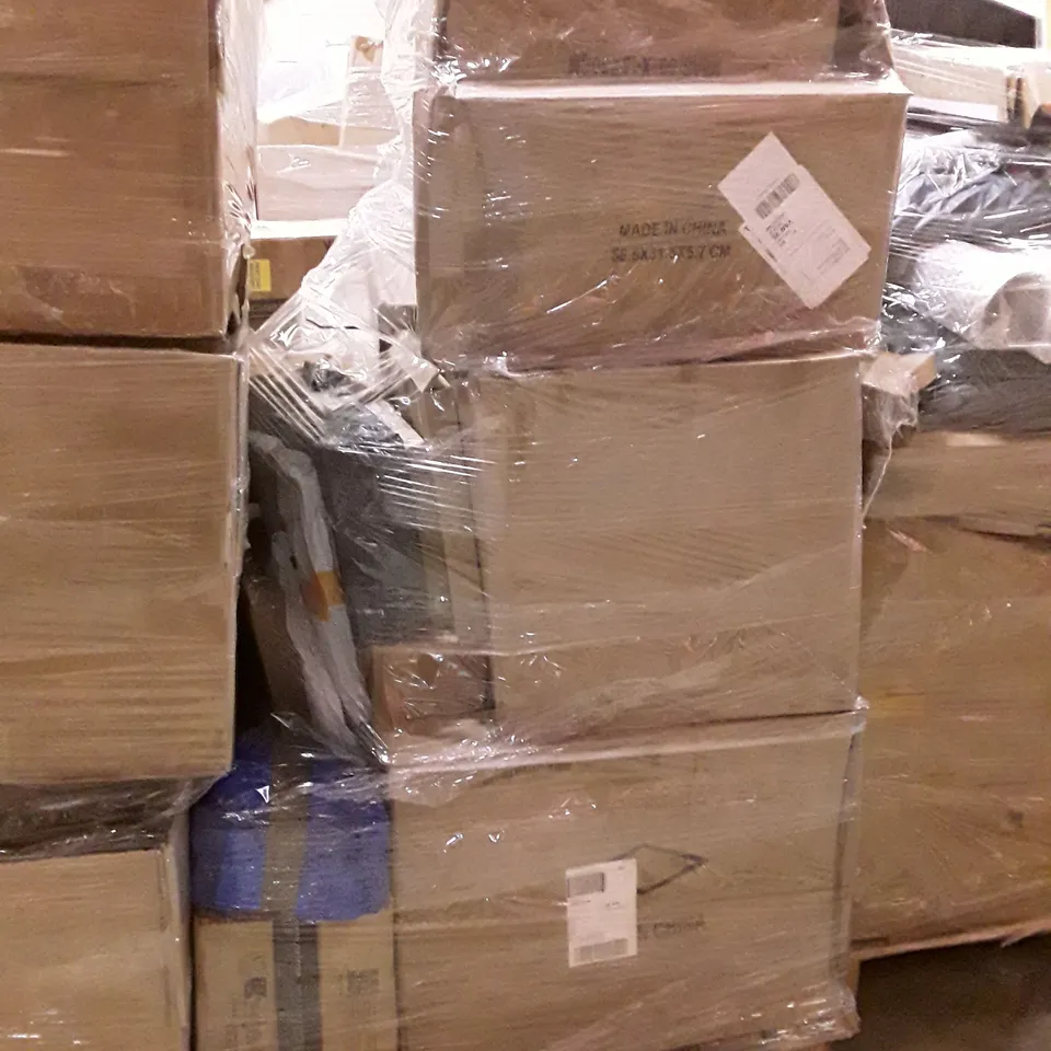 PALLET CONTAINING ASSORTED PRODUCTS INCLUDING 7" CARPLAY DISPLAY, ACHYMOO TABLET & ASSORTED CLOTHING