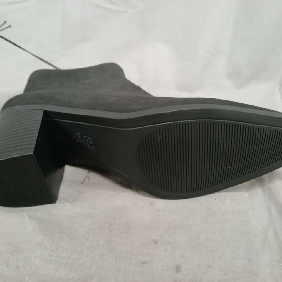 DIRTY LAUNDRY BLACK FAUX SUEDE ANKLE BOOTS, ALMOND TOE, UK 6