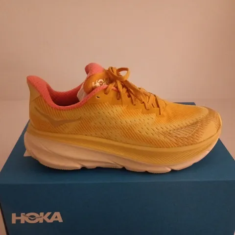 HOKA U CLIFTON 9 GTX TS UK 9 BOXED