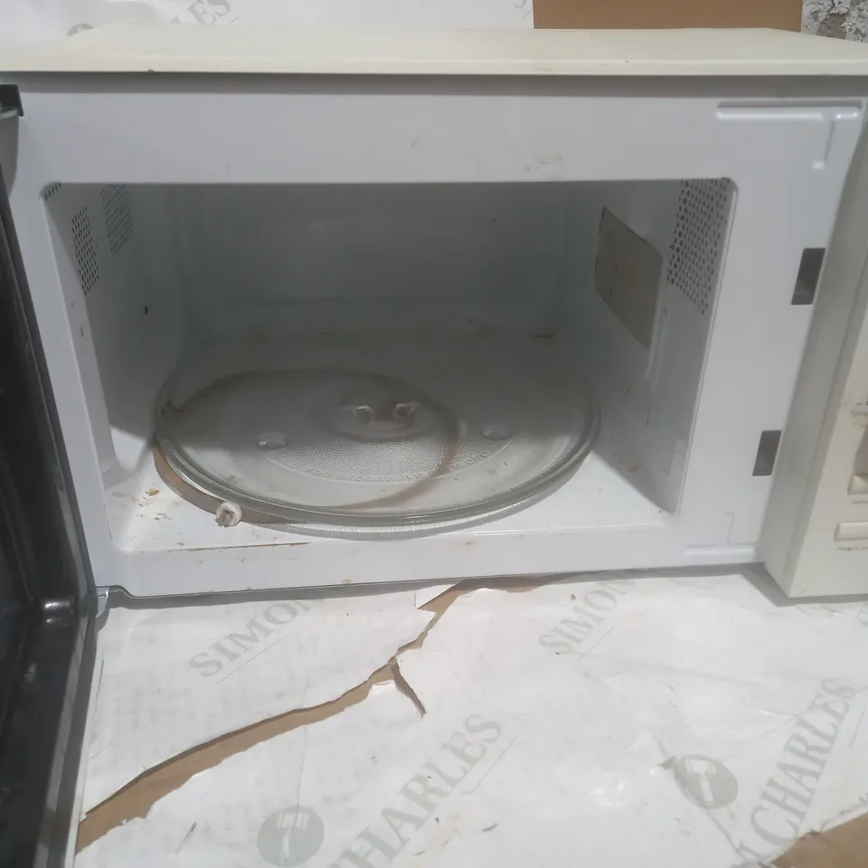 SWAN SM22036WHTN NORDIC DIGITAL MICROWAVE
