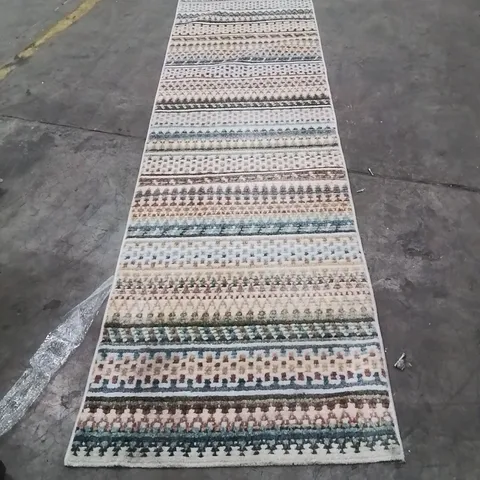 QUALITY DESIGNER AREA RUG - APPROXIMATELY 300X80CM