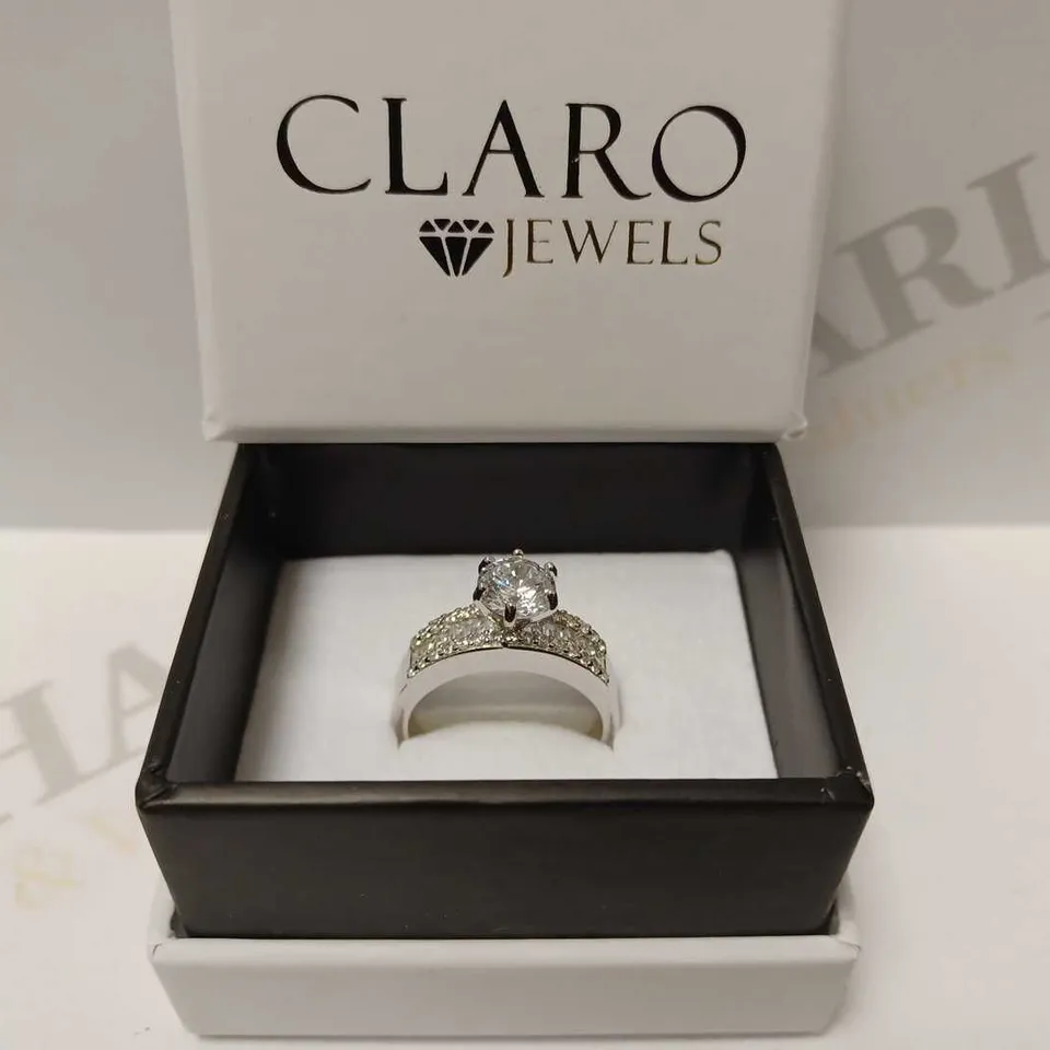 CLARO JEWELS 925 STERLING SILVER CLAW SET CZ SOLITAIRE BAGUETTE SHOULDERS RING - SIZE R