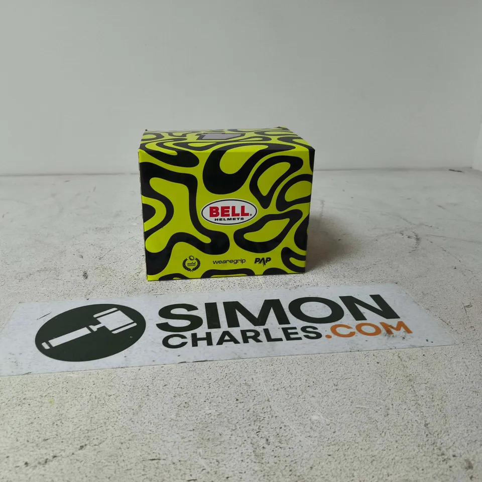 BELL MCLAREN 1:2 SCALE HELMET – NEON YELLOW/BLACK (BOXED) - LANDO NORRIS 