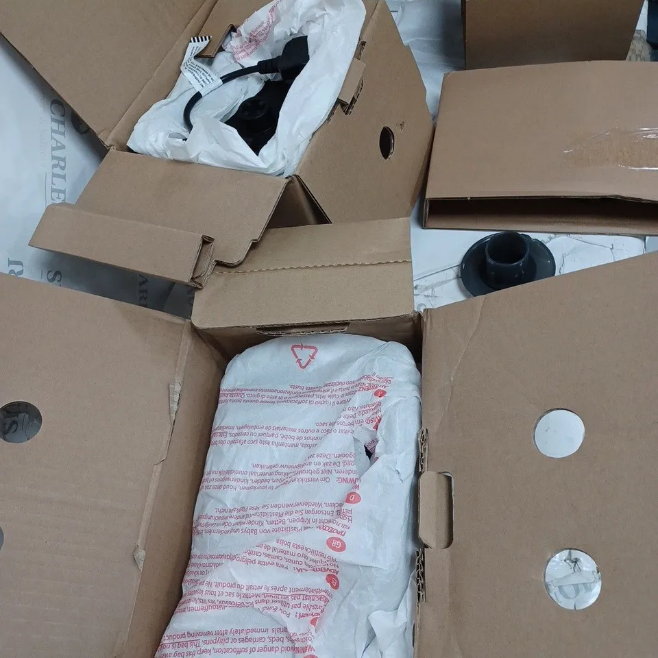 BOXED NINJA FOODI BLENDER & SOUP MAKER HB150UK