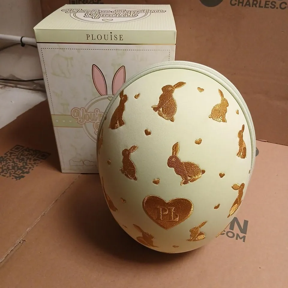 BOXED PLOUISE YOU'RE EGGSTRA SPECIAL SWEET BERRY BITE, DIPPED JUST RIGHTGIFT SET