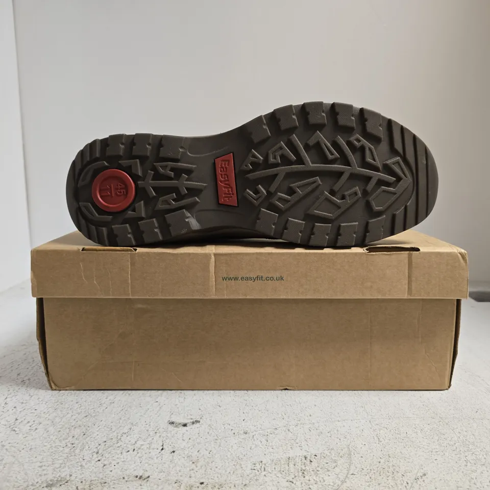 BOXED PAIR OF EASYFIT ANKLE BOOTS IN COGNAC SIZE 11