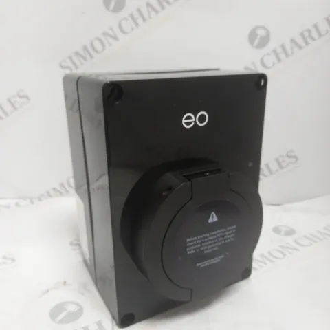 BOXED EO MINI PRO 2 7.2KW/32A 1-PHASE SMART CHARGING SOCKET