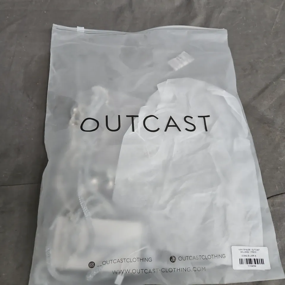 BAGGED OUTCAST NIVRATOP - SMALL