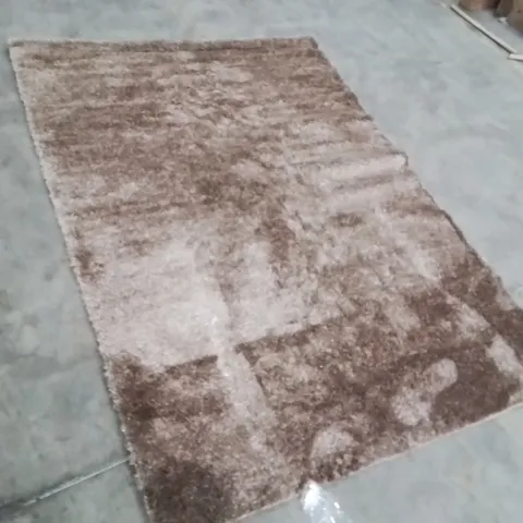 QUALITY DESIGNER AREA RUG - APPROXIMATELY 230X160CM