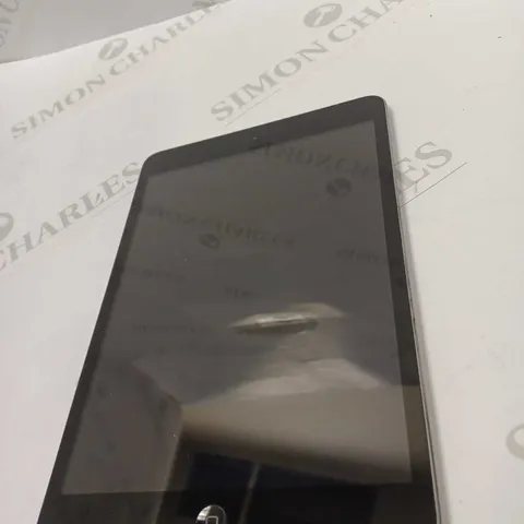 APPLE BLACK IPAD MINI DMPLVE8LFP84