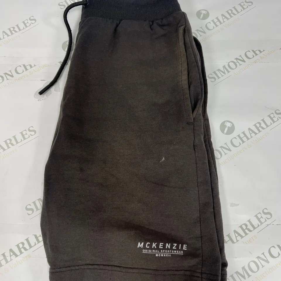 MCKENZIE COTTON SHORTS IN GREY SIZE LARGE