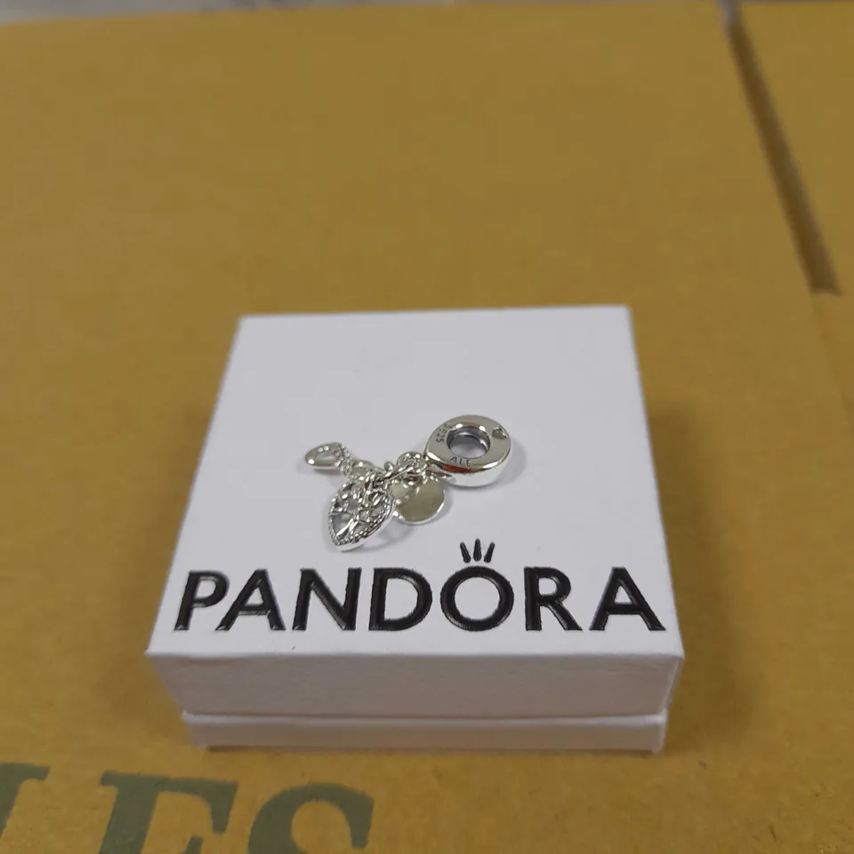 PANDORA FAMILY CHARM
