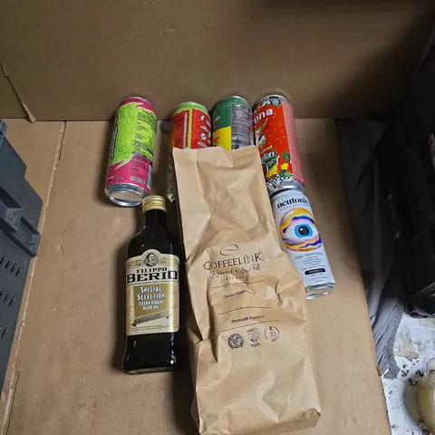 A TOTE OF VARIABLE DRINNKS TO INCLUDE COFFEINK COFFEE PUOCH.