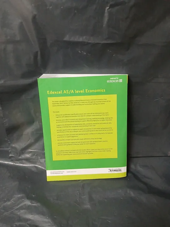 Lot 4276: PEARSON EDEXCEL AS & A LEVEL ECONOMICS STUDENT BOOK (EDEXCEL ...