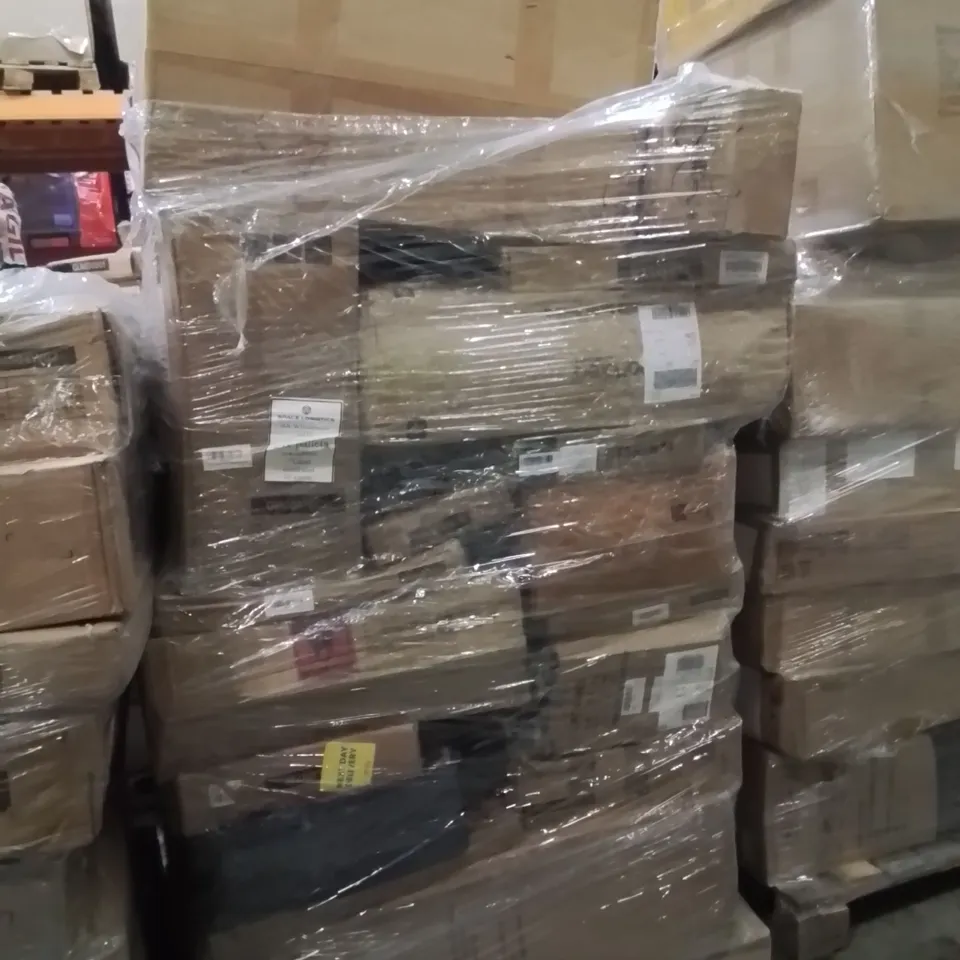 PALLET OF ASSORTED HOUSEHOLD GOODS AND PRODUCTS TO INCLUDE;CAT TREE,WALL SHELF,GAMING CHAIR 
