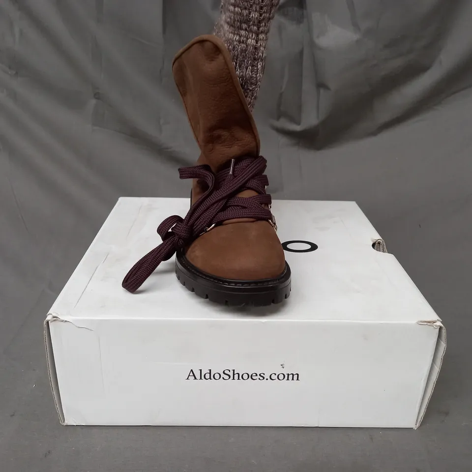 BOXED PAIR OF ALDO MENUDA ANKLE BOOTS IN KHAKI UK SIZE 4