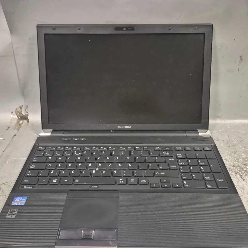 TOSHIBA TECRA R950-1EN LAPTOP 
