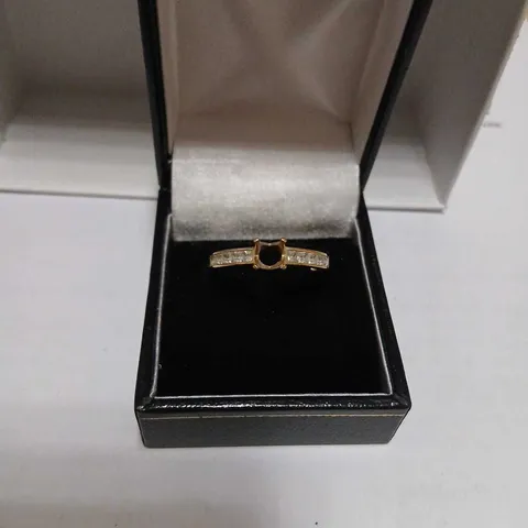 DIAMONIQUE 1.5CT TW ROUND RING WITH STONES TO THE SIDE- MISSING MAIN STONE TO THE CENTRE