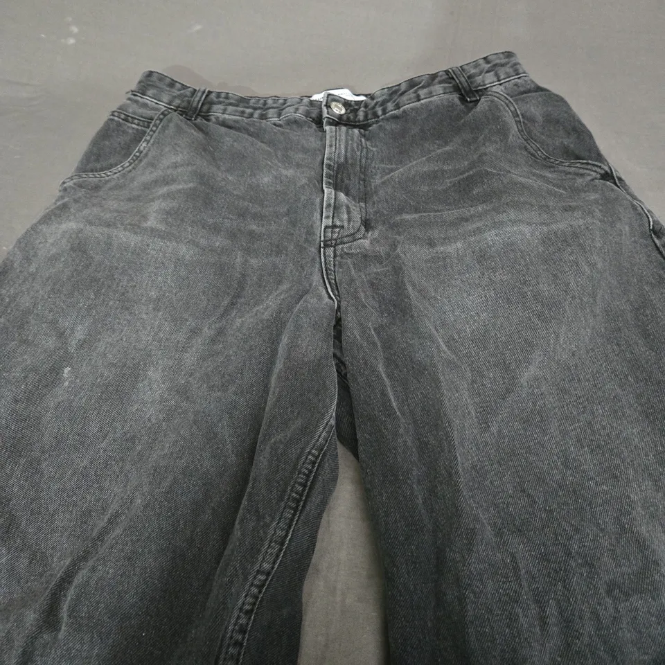 BERSHKA LIGHT GREY DENIM JEANS - EUR 42