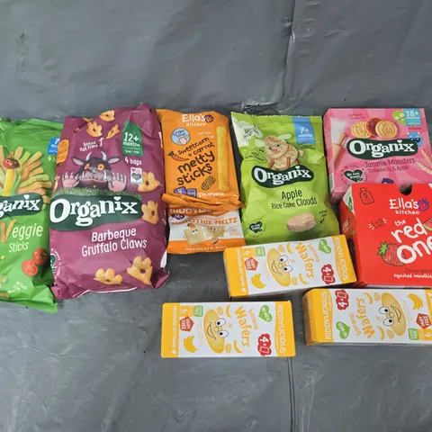 APPROXIMATELY 10 ASSORTED FOOD ITEMS TO INCLUDE ORGANIX EGG STICKS, BANANA WAFERS, AND CARROT STICKS ETC. 