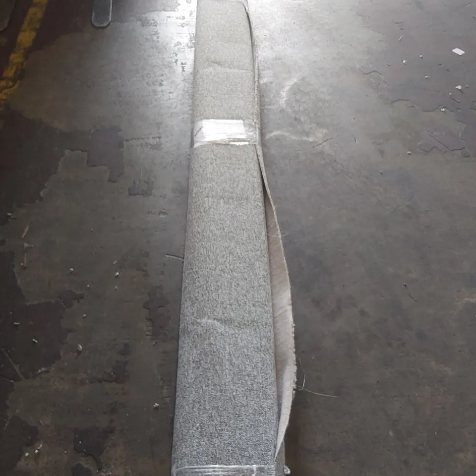 ROLL OF QUALITY IMPACT GREY CARPET - APPROXIMATELY 2.6 x 4m