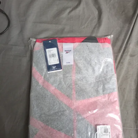 REEBOK TRACK TOP – MEN’S UK L, RED AND BLACK