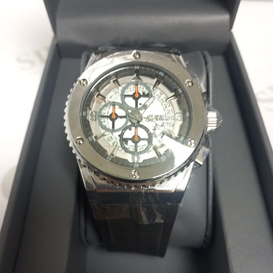 VICKERS ARMSTRONGS LIMITED EDITION HAND ASSEMBLED NAVITIMER STEEL RRP £495