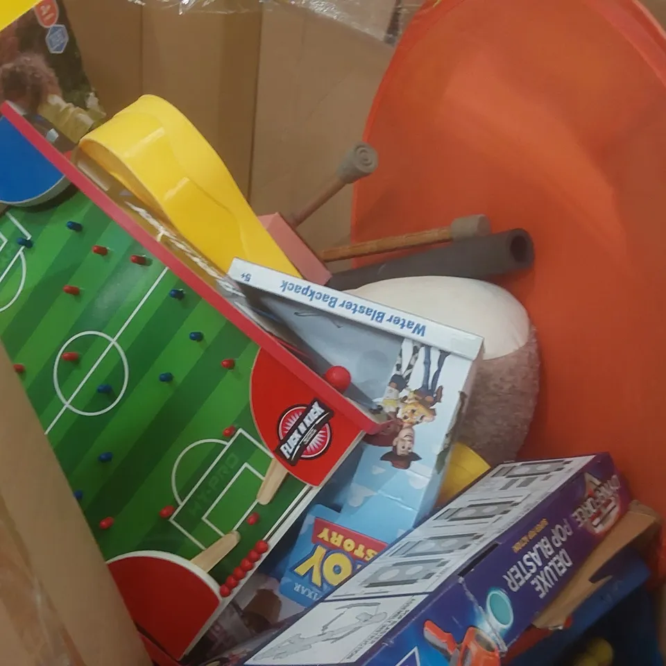 PALLET CONTAINING A VERY LARGE QUANTITY OF ASSORTED CONSUMER PRODUCTS INCLUDING: CHILDREN'S TOYS, LARGE WICKER BASKET, WALKING STICK, CRUTCHES ECT