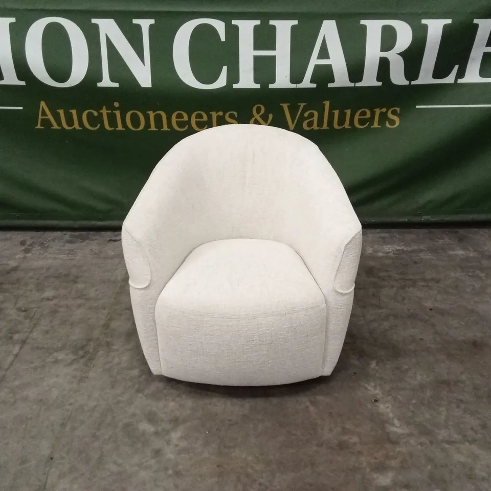 QUALITY DESIGNER ITALIAN MADE SUNI SWIVELLING CHAIR, FABRIC