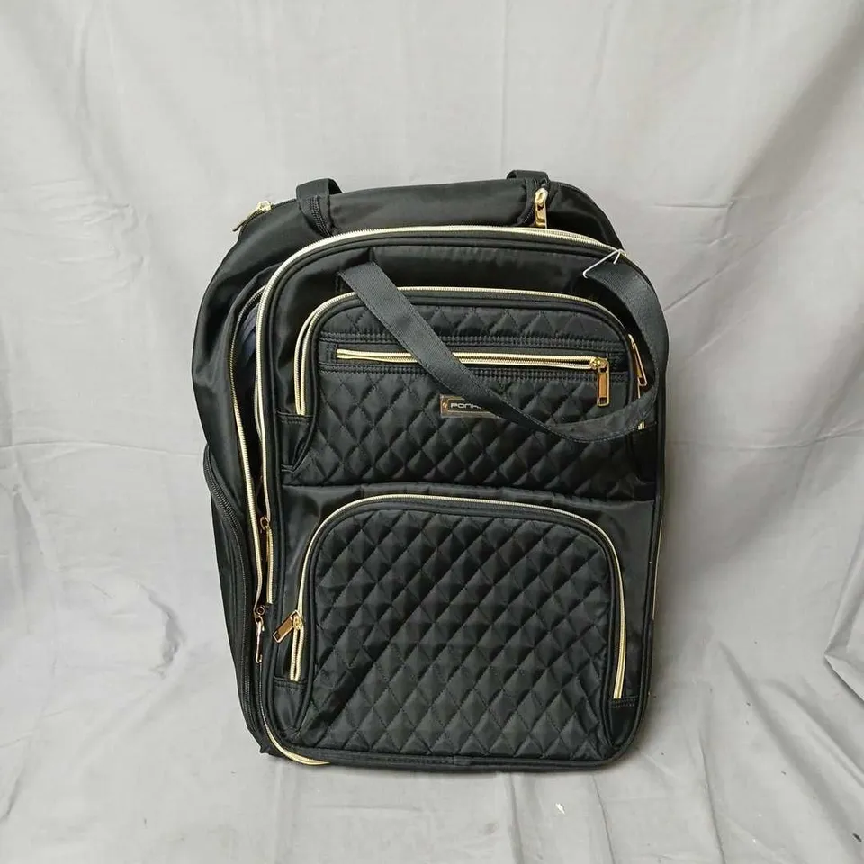 BLACK QUILTED WHEELED TRAVEL BAG WITH MULTIPLE ZIP POCKETS