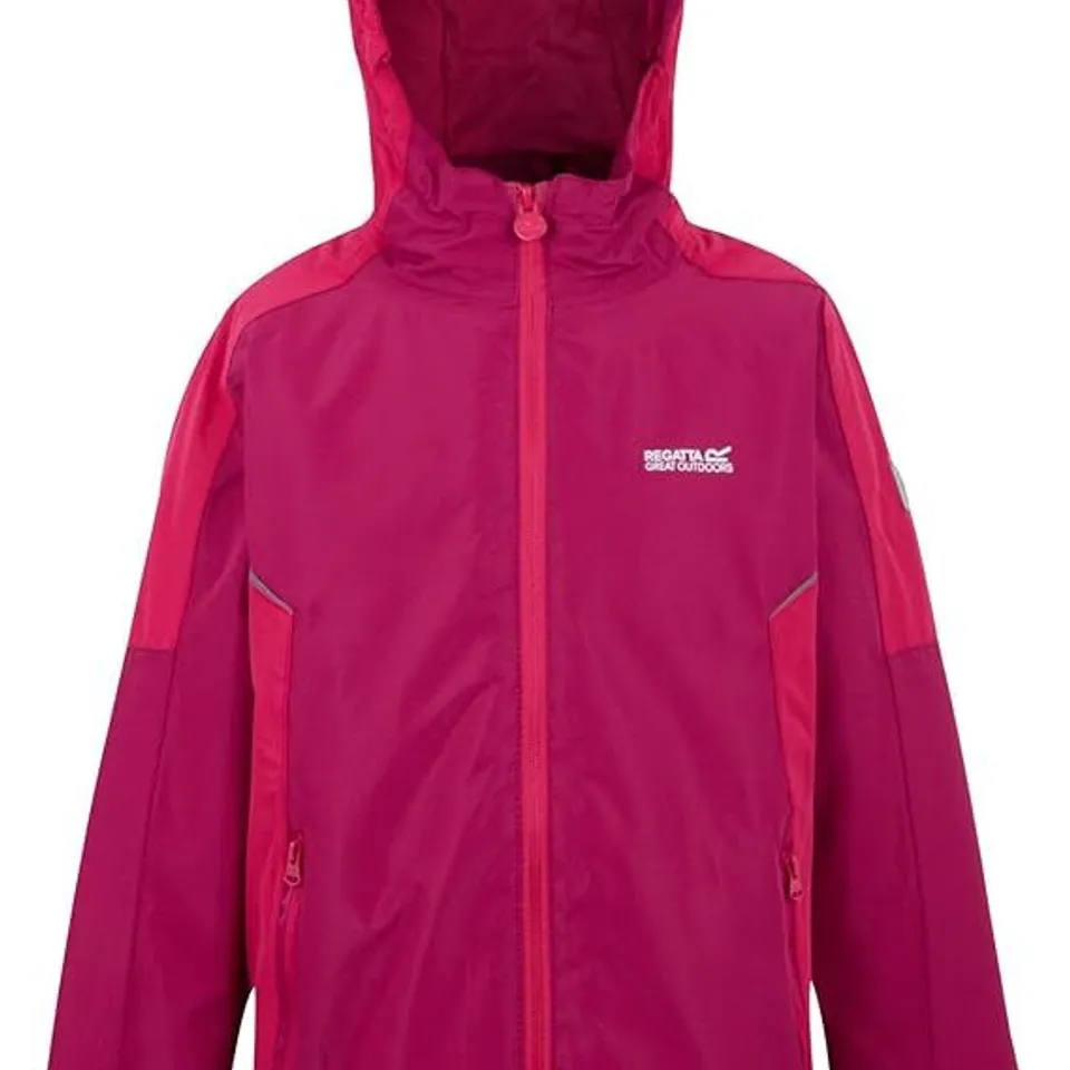 BRAND NEW REGATTA KIDS HURDLE V WATERPROOF JACKET IN BERRY PINK/PINK POTION SIZE UK 7-8 YEARS