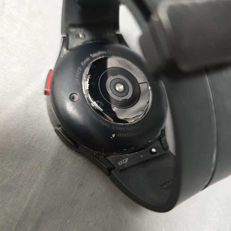 BLACK SMARTWATCH – 46MM CASE, SAPPHIRE CRYSTAL 
