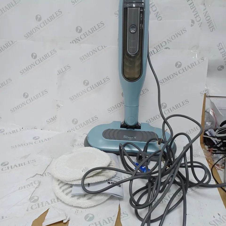 SHARK NINJA FLOOR STEAMER