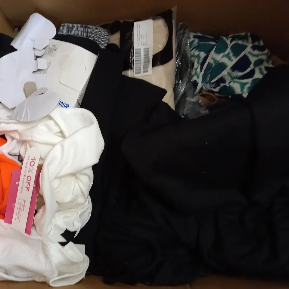 LARGE BOX OF ASSORTED CLOTHING ITEMS TOO INCLUDE TOPS , DRESSES AND PANTS ALL IN VARIOUS SIZES AND COLOURS 