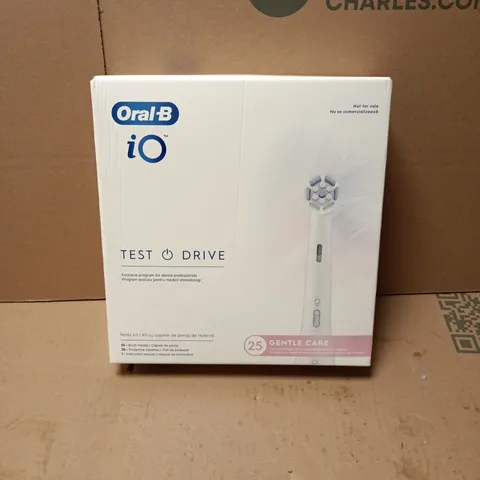 ORAL-B IO TEST DRIVE REFILLS KIT – 25 BRUSH HEADS, 30 PROTECTIVE SLEEVES & INSTRUCTION MANUAL