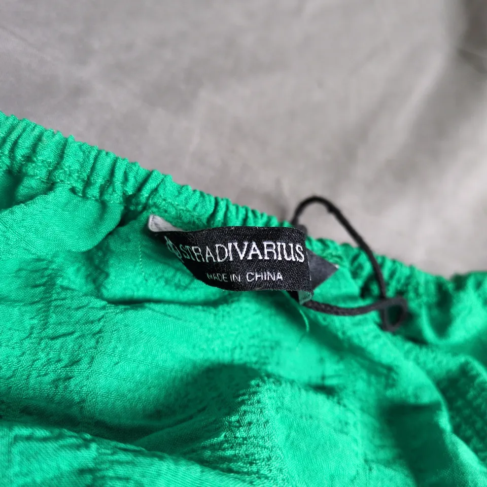 STRADIVARIUS GREEN PUFF-SLEEVE DRESS SIZE S