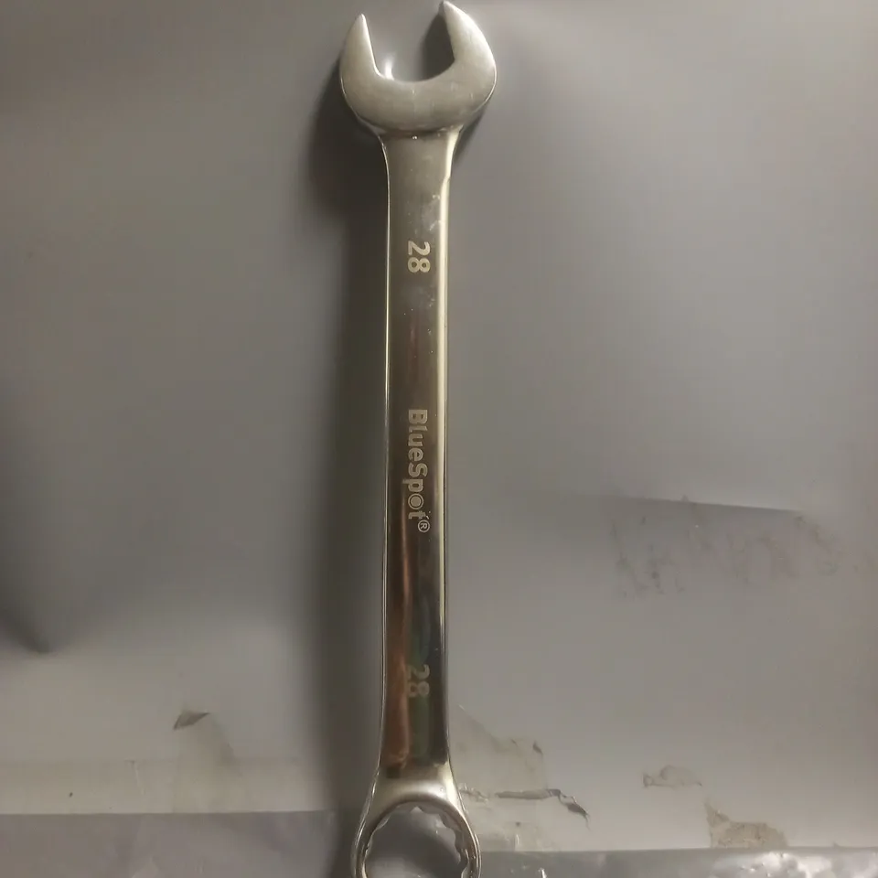 BLUESPOT 28" WRENCH 