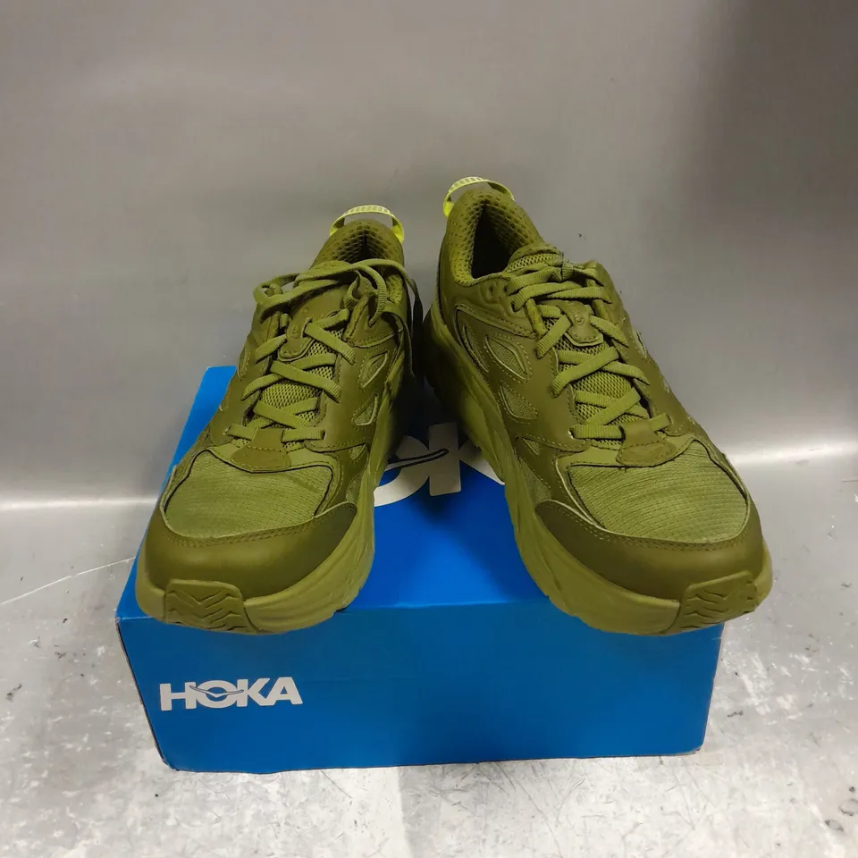 BOXED PAIR OF HOKA CLIFTON L GTX TRAINERS IN KHAKI GREEN SIZE 7.5