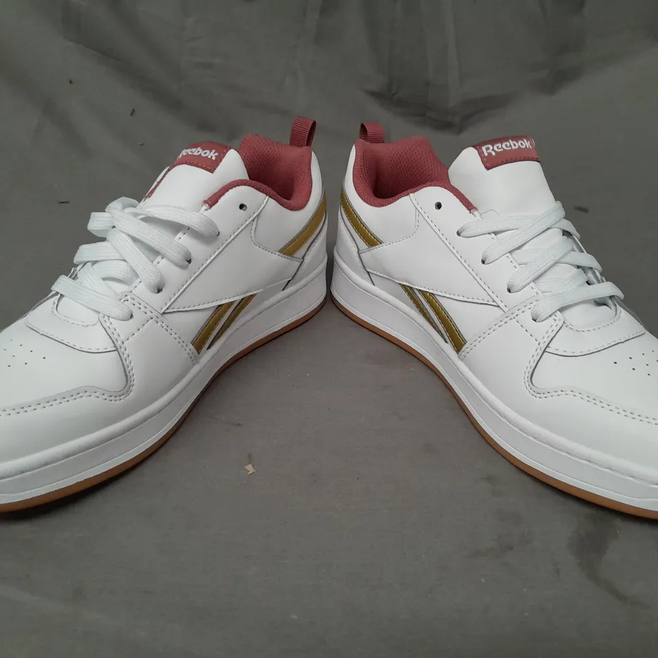 PAIR OF REEBOK TRAINERS IN WHITE/BERRY/GOLD UK SIZE 5.5