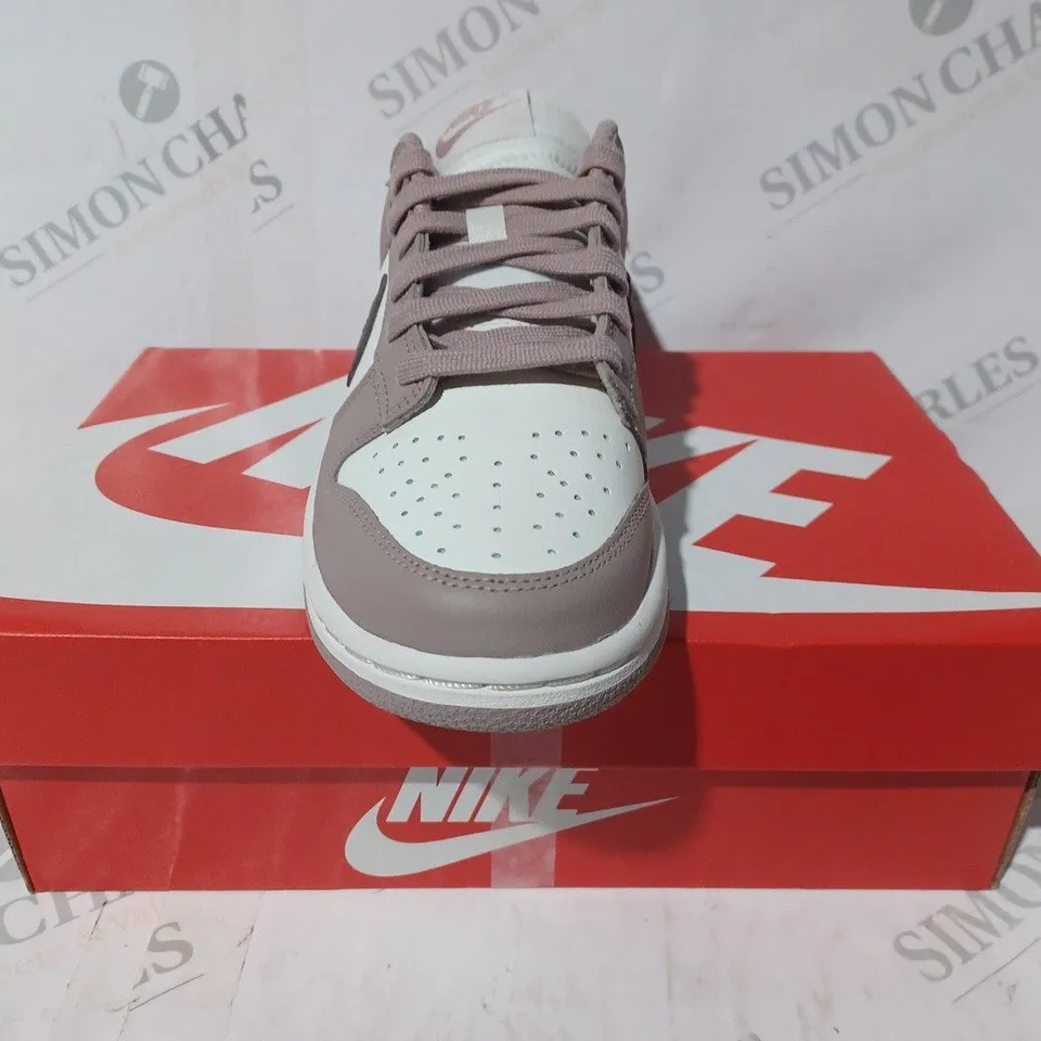 BOXED PAIR OF NIKE DUNK LOW SHOES IN PLUM/WHITE UK SIZE 4.5