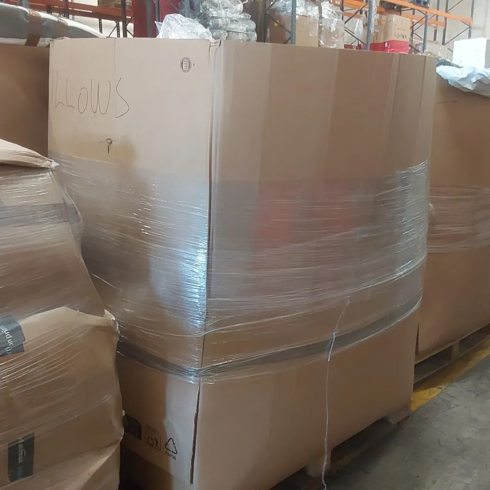 PALLET CONTAINING A VERY LARGE QUANTITY OF ASSORTED PILLOWS AND RELATED BEDDING/COMFORT PRODUCTS ECT