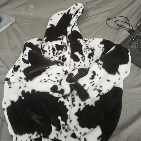 DALMATIAN PRINT FLEECE MOTEL