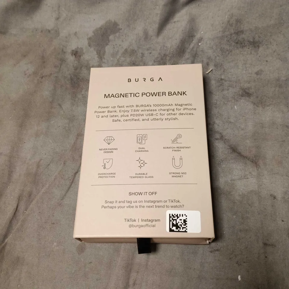 BURGA MAGNETIC POWER BANK – 10,000MAH, 7.5W WIRELESS CHARGING + PD 20W USB-C (BOXED)