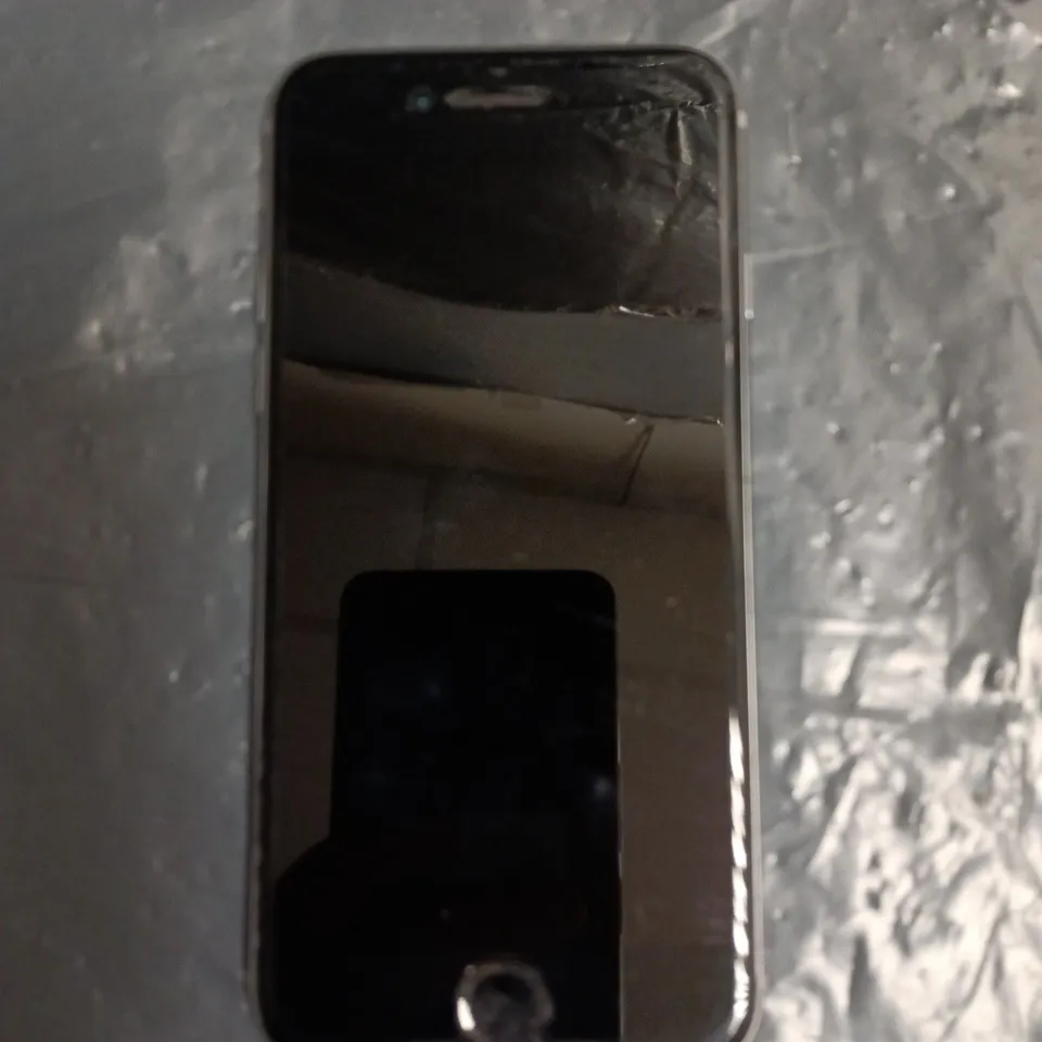 APPLE IPHONE 6S SMARTPHONE 