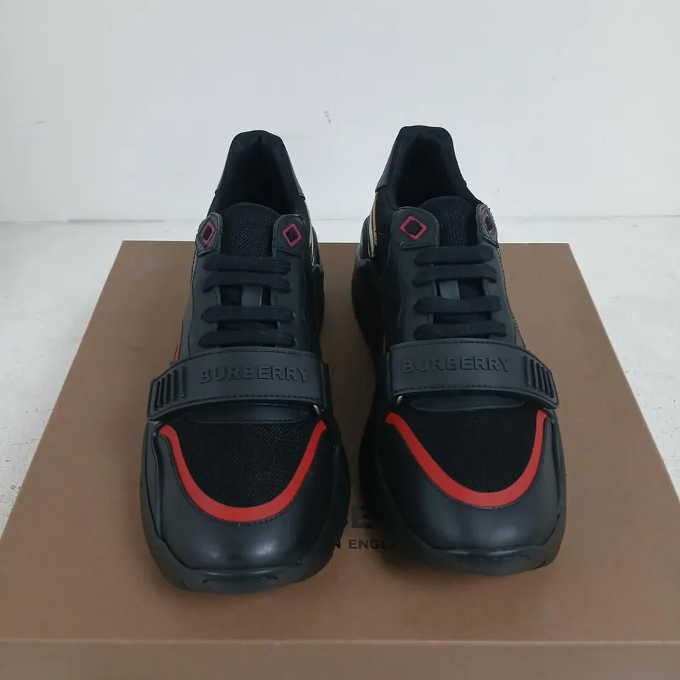 BURBERRY LOW TOP SNEAKER – BLACK WITH RED TRIM, UK 8 (EUR 42)