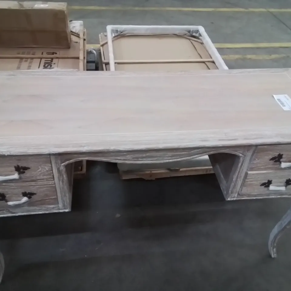 HOMESDIRECT365 VINTAGE STYLE MONTPELLIER BLANC DRESSING TABLE