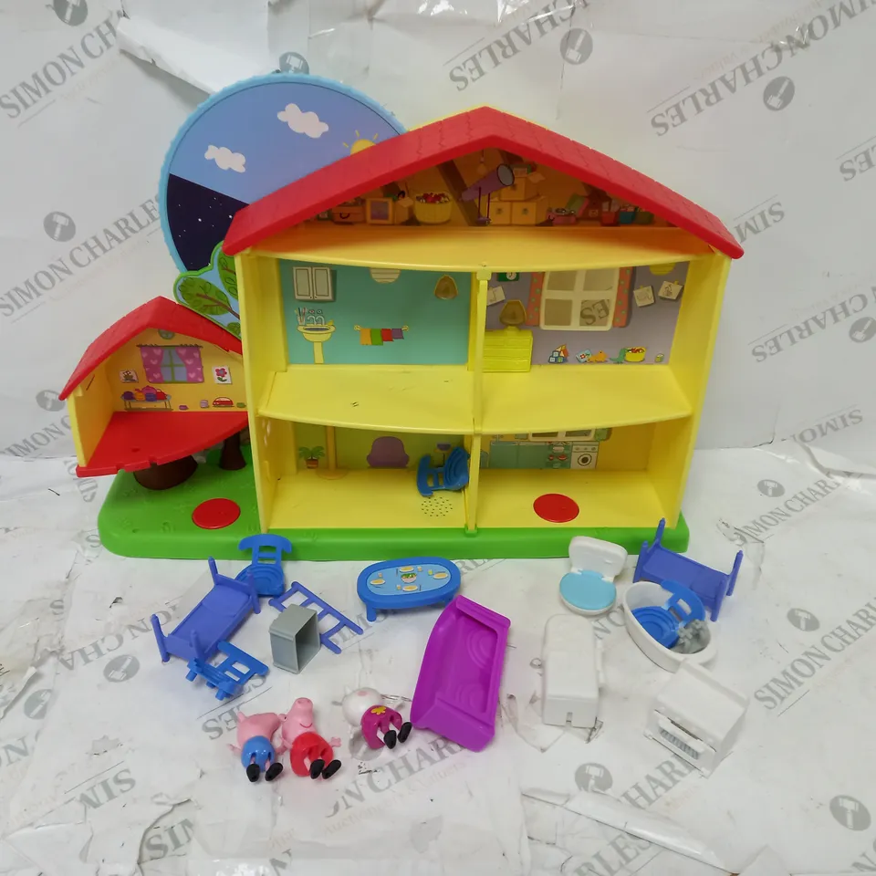 PEPPA PIG PLAY HOUSE
